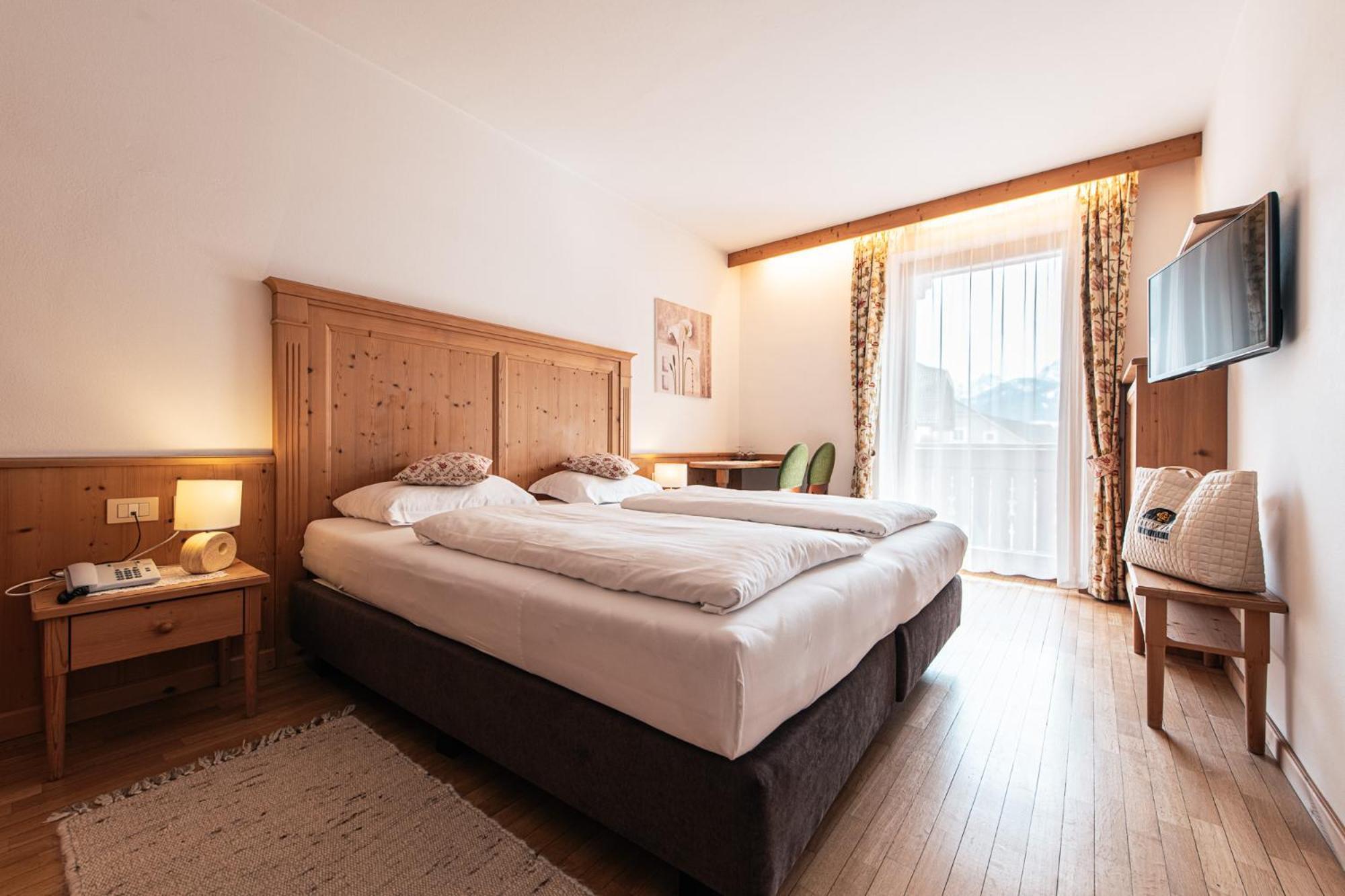 Hotel Goldene Rose Monguelfo-Tesido / Welsberg-Taisten Luaran gambar