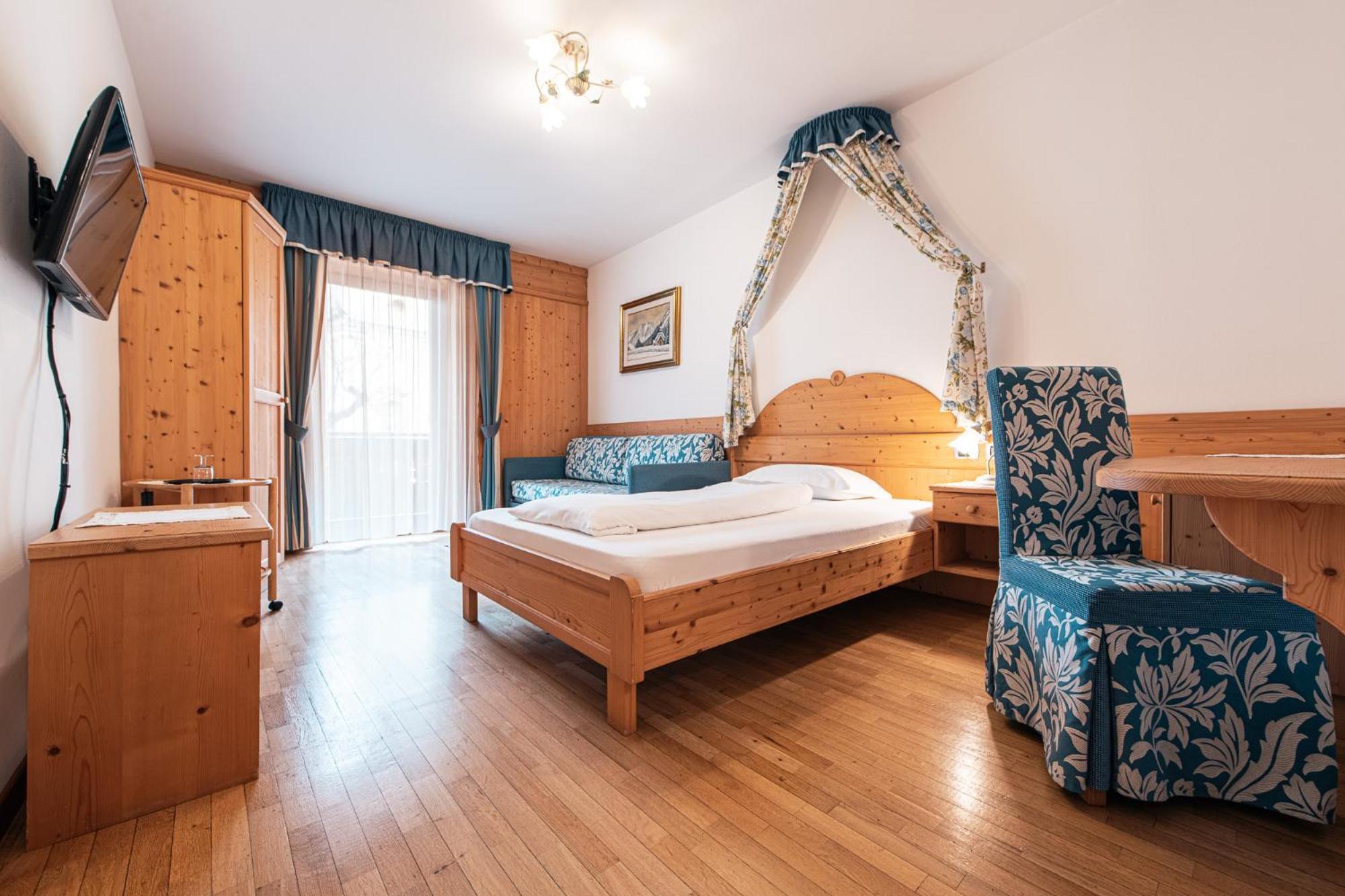 Hotel Goldene Rose Monguelfo-Tesido / Welsberg-Taisten Luaran gambar