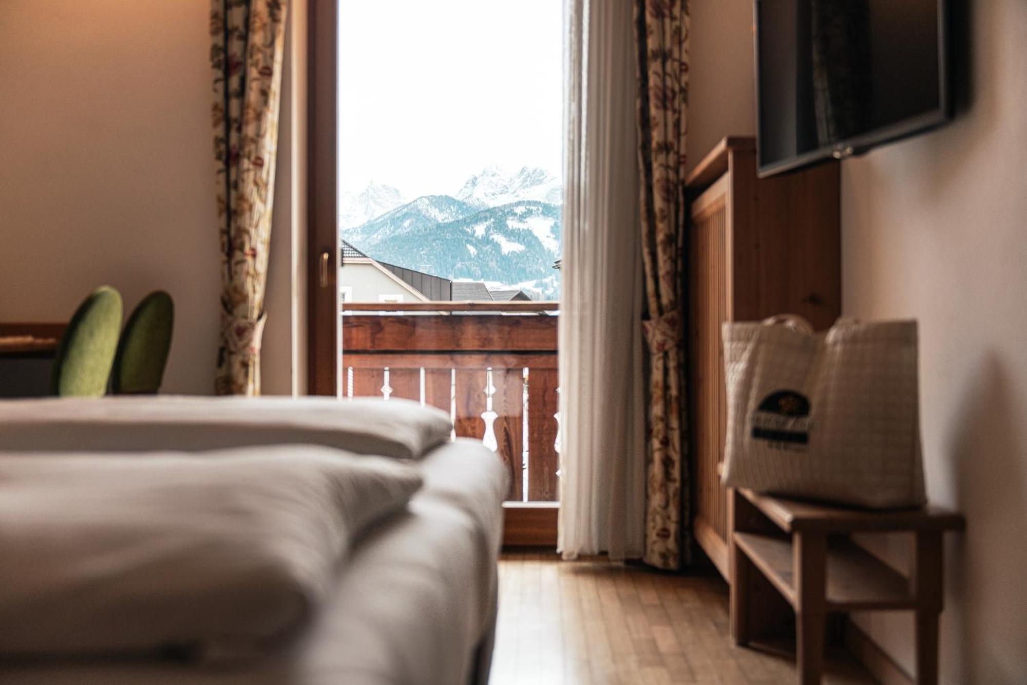 Hotel Goldene Rose Monguelfo-Tesido / Welsberg-Taisten Luaran gambar