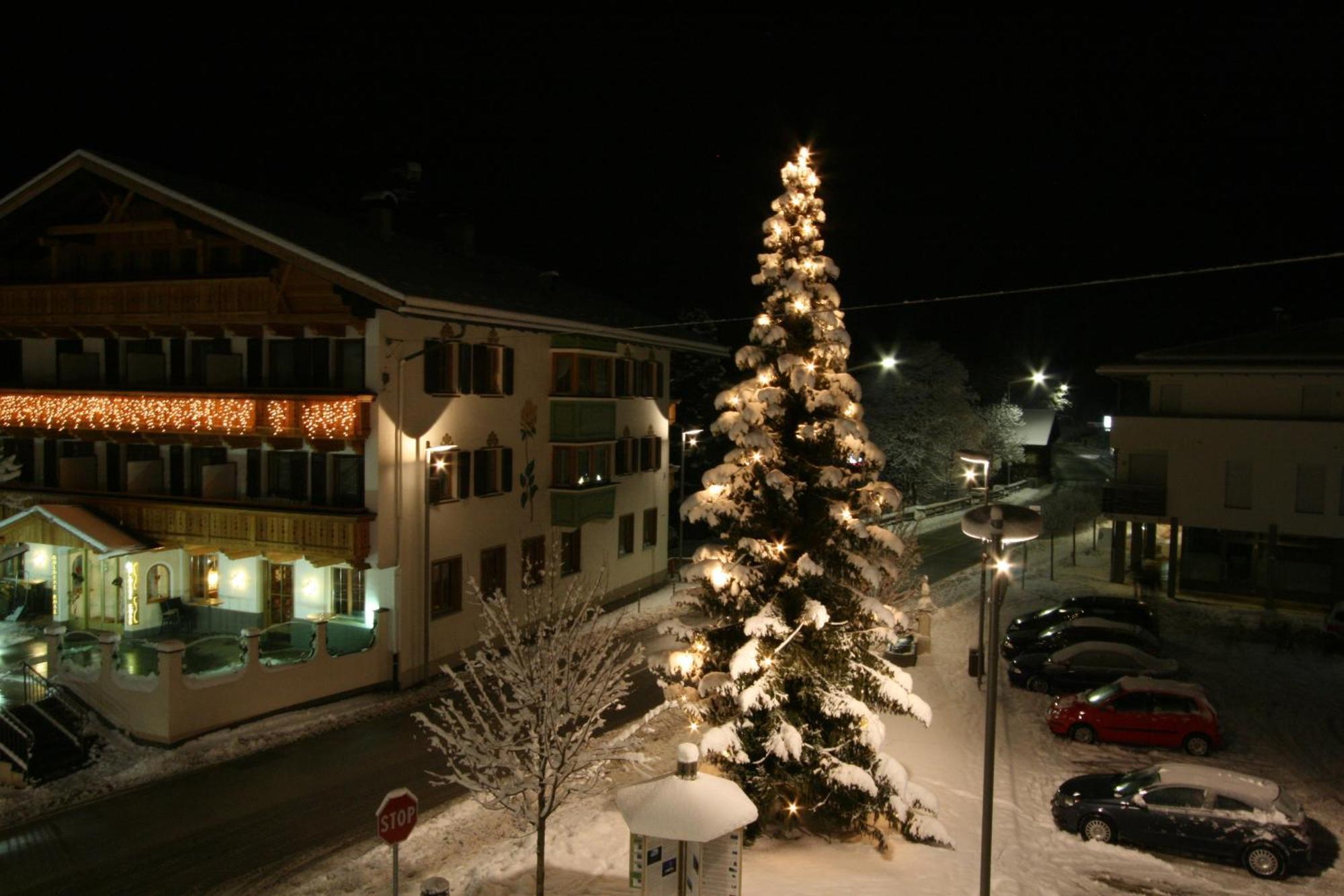 Hotel Goldene Rose Monguelfo-Tesido / Welsberg-Taisten Luaran gambar