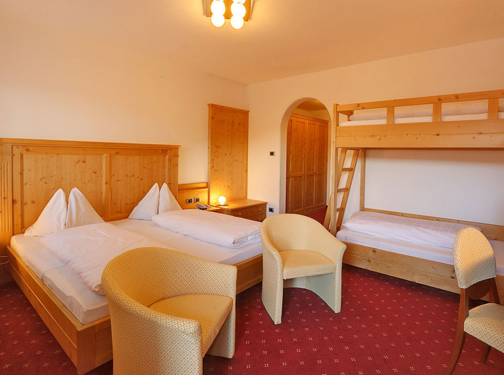 Hotel Goldene Rose Monguelfo-Tesido / Welsberg-Taisten Luaran gambar