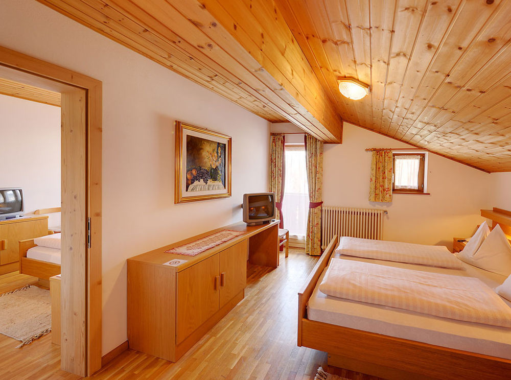 Hotel Goldene Rose Monguelfo-Tesido / Welsberg-Taisten Luaran gambar